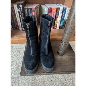 Emanuele Castro Ankle Lug Boots Black Suede And Leather Sz 40 EU 10 US